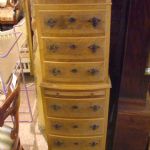 364 1692 CHEST OF DRAWERS